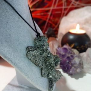 Colgante forma de Hada 1 ala orgonita electronite