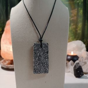 Colgante Chapa Rectangular. Orgonita-Electronite