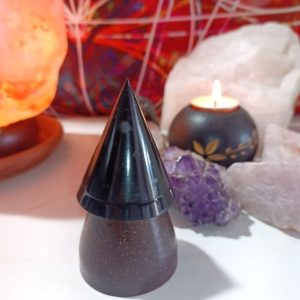 Orgonita VIRUTA DE HIERRO Pirámide Cono y punta de Magnetita