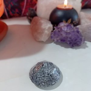 Orgonita electronite Pirámide formato diamante Grande