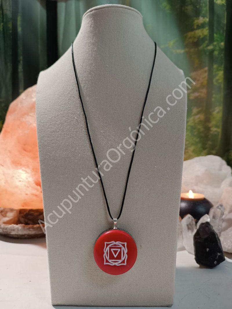 Colgante o llavero Orgonite electronite Chakra Raiz formato Semicírculo