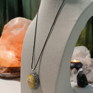 Colgante o llavero Orgonita electronite Chakra Plexo Solar formato Semiesfera