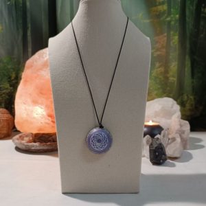 Colgante o llavero Orgonita electronite Chakra Corona formato Semiesfera