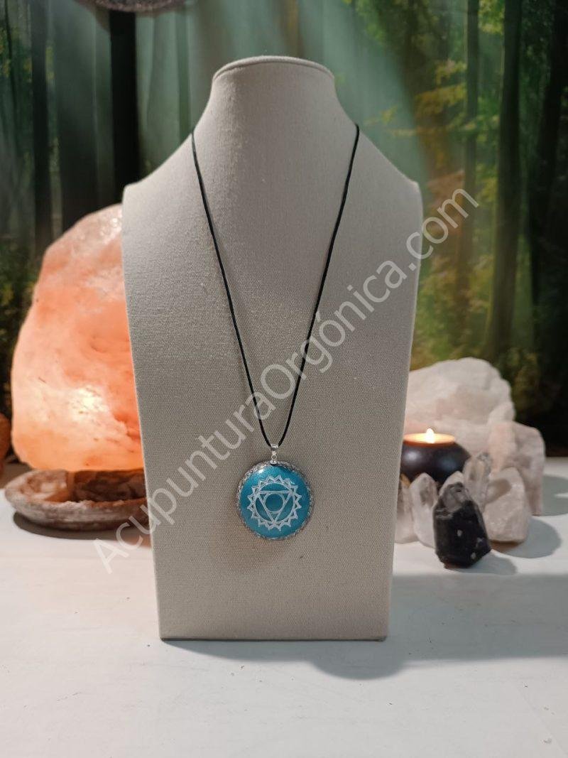 Colgante o llavero Orgonite electronite Chakra de Garganta formato Semiesfera - Imagen 4