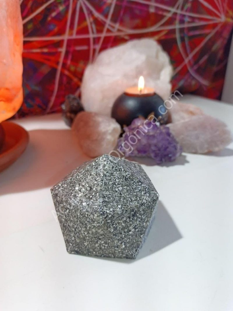 Orgonita Electronite Pirámide Facetada