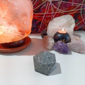 Orgonita Electronite Pirámide Facetada