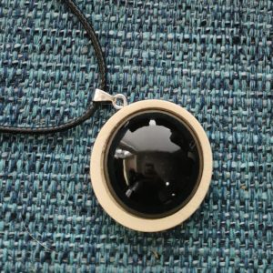 Colgante, pendientes y anillo de Shungita en madera 2 Colores