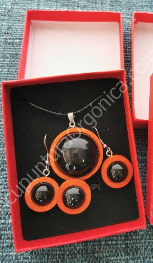 Colgante, pendientes y anillo de Shungita en madera 2 Colores - Imagen 2