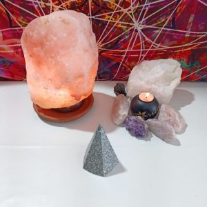 Orgonita Pirámide formato Pentagonal