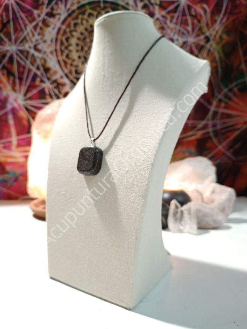 Orgonita VIRUTA PEQUEÑA DE HIERRO colgante Cuadrado - Imagen 3