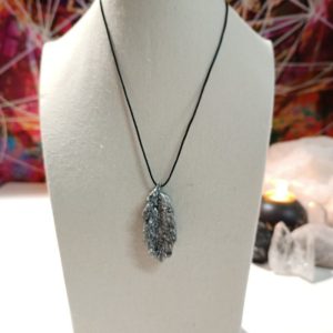 Colgante Hoja Alargada con Picos Orgonita-Electronite