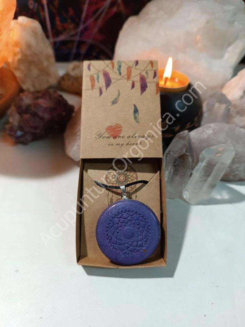 Colgante o llavero orgonita electronite Chakra Corona formato Semicirculo - Imagen 6