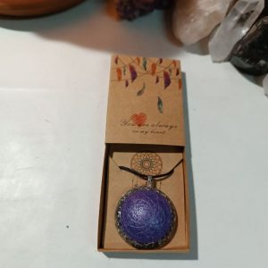 Colgante o llavero Orgonita electronite Chakra Corona formato Semiesfera