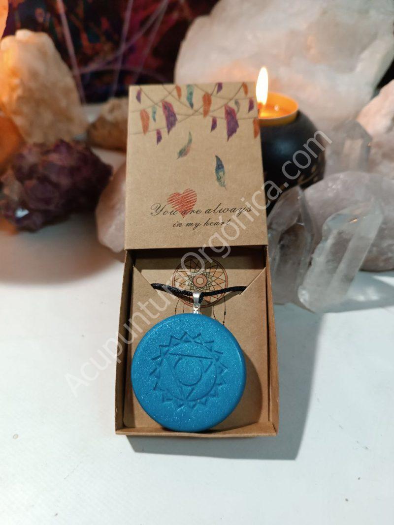 Colgante o llavero Orgonita electronite Chakra de Garganta formato Semicirculo - Imagen 6