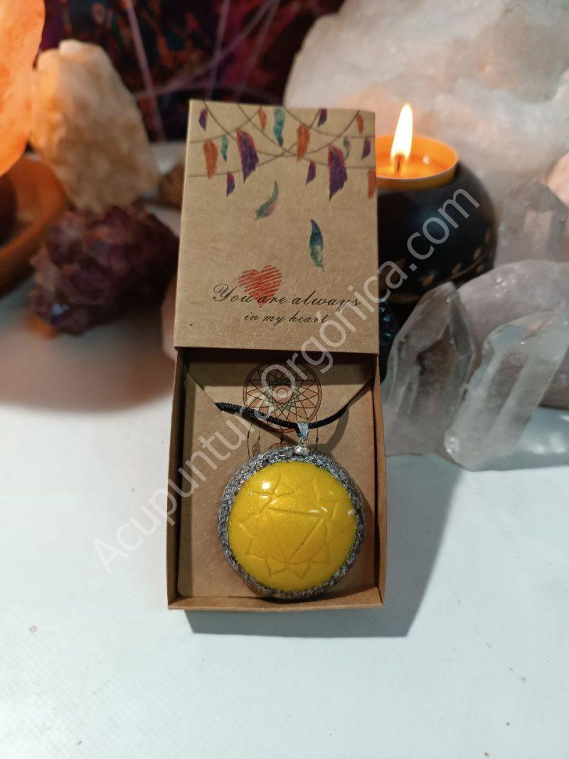 Colgante o llavero Orgonita electronite Chakra Plexo Solar formato Semiesfera - Imagen 6