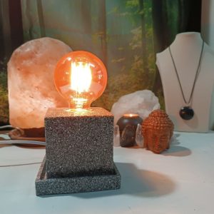 Lámpara mesita CUADRADA de orgonita-electronite