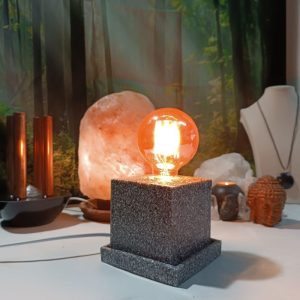 Lámpara mesita CUADRADA de orgonita-electronite