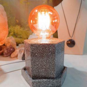 Lámpara mesita de orgonita-electronite formato HEXAGONAL